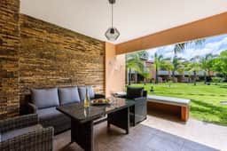 3BR Condo w/ Patio & Pool near Eagle Beach - Image 2