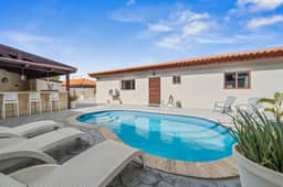 Felicidad: Stunning 3BR Retreat with Private Pool - Image 2