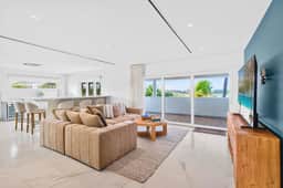 New luxury 6BR pool villa • 5-min walk to beach - Image 4
