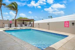 Modern 4BR Pool Villa, 3 Min to the Beach - Image 3