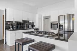 Modern 4BR Pool Villa, 3 Min to the Beach - Image 2