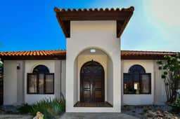 Pool Oasis: 3BR Home w/ Patio near Arashi Beach - Image 5