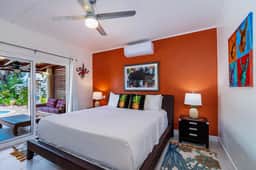 Caribbean Oasis - 3 spacious suites, private pool - Image 2