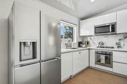 Modern 4BR Pool Villa w/ BBQ, 5 Min to the Beach - Image 3