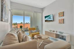 Elegant 2BR Condo with Pool Access in Noord, Aruba - Image 5