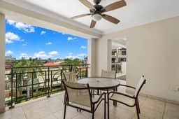 2BR Condo w/ Pool & Gym, near Palm Beach - Image 5