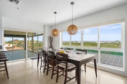 3BR Condo w/ Huge Terrace, Steps to Eagle Beach - Image 5