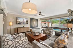 3BR Home w/ Pool & BBQ near Palm Beach - Image 3
