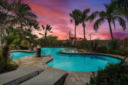 Resort-Style 6BR Villa w/ Lagoon Pool & Jacuzzi - Image 2