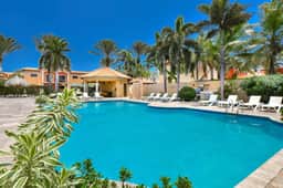 Captivating 2BR Townhouse near Beaches in Aruba - Image 5