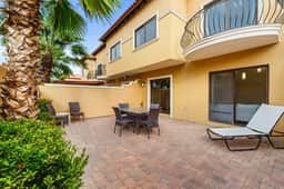 3BR Townhouse w/ Patio & Pool, Gold Coast Aruba - Image 4