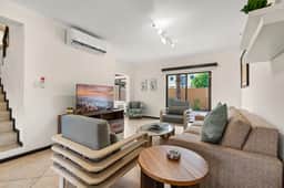3BR Townhouse w/ Patio & Pool, Gold Coast Aruba - Image 5