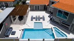 Spacious 6BR Villa w/ Pool & Outdoor Kitchen - Image 5