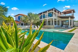 Lux Villa Oasis: 5BR w Pool* Playground near Beach - Image 4