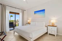 Villa Sail Away | Private Jacuzzi & Courtyard - Image 3