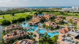 Ground-level 4BR Lake View Condo, Walk to Beach - Image 4
