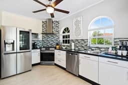 Private Pool & Patio Haven, 3BR House near Beach - Image 3