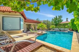 Luxurious 3BR Villa w/ Private Pool near Beach - Image 3