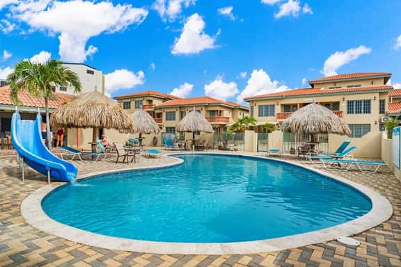 2BR Home w/ Outdoor Kitchen & Shared Pool - Image 1