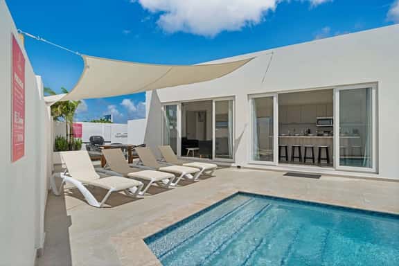 3BR Home w/ Private Pool & Patio near Eagle Beach - Image 1
