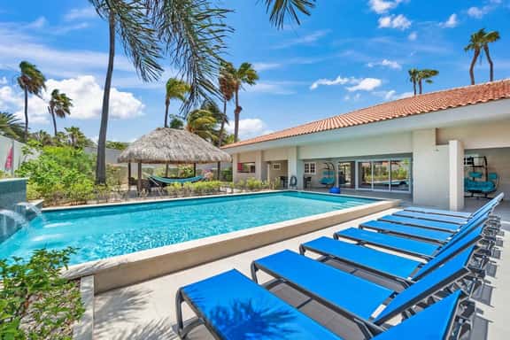 Luxurious 7BR Villa w/ Private Pool & Palapa - Image 1