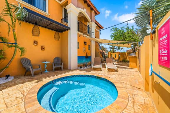 Villa Sail Away | Private Jacuzzi & Courtyard - Image 1