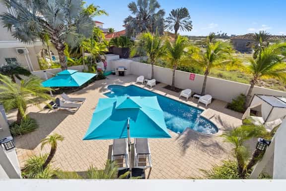 Majestic 6BR Villa w/ Private Pool near Palm Beach - Image 1