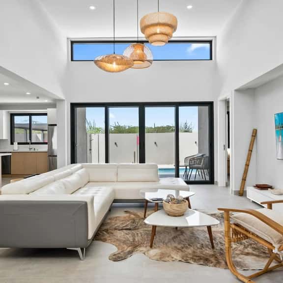 Stunning 3BR w/ Private Pool & Big Patio, Noord - Image 1