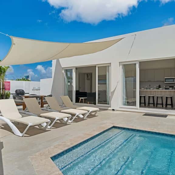 3BR Home w/ Private Pool & Patio near Eagle Beach - Image 1