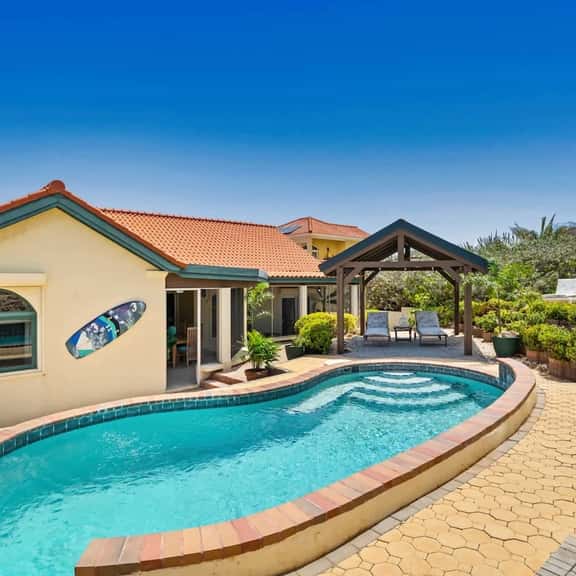 Aruba Private Pool Oasis: 5BR near Amazing Beaches - Image 1