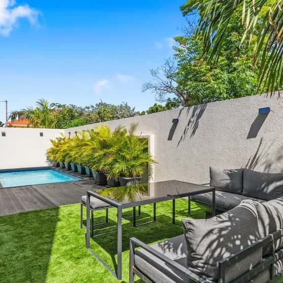 Modern 2BR Apt w/ Shared Pool, Sleeps 5, Aruba - Image 1