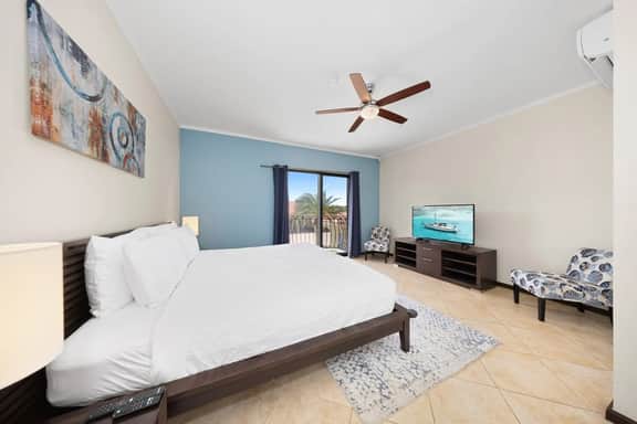2BR Townhouse w/ Balcony & Pool near Arashi Beach - Image 4