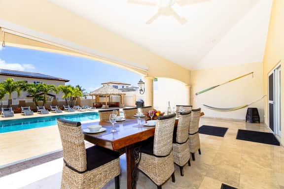 Stunning 4BR Pool Villa w/ Patio near Palm Beach - Image 3