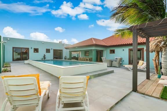 5BR Villa w/ Private Pool & Palapa, Noord Aruba - Image 2