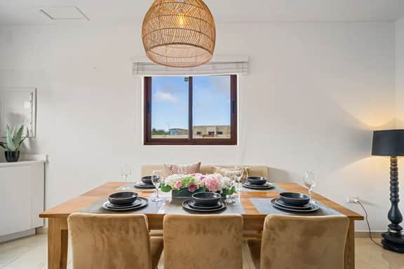Felicidad: Stunning 3BR Retreat with Private Pool - Image 5