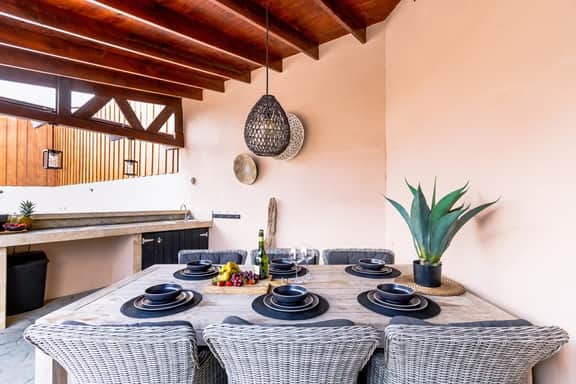 Felicidad: Stunning 3BR Retreat with Private Pool - Image 3