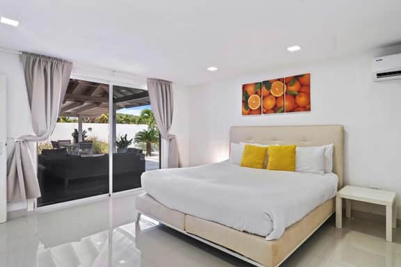 Spacious 4BR Home w/ Private Pool & Backyard - Image 3
