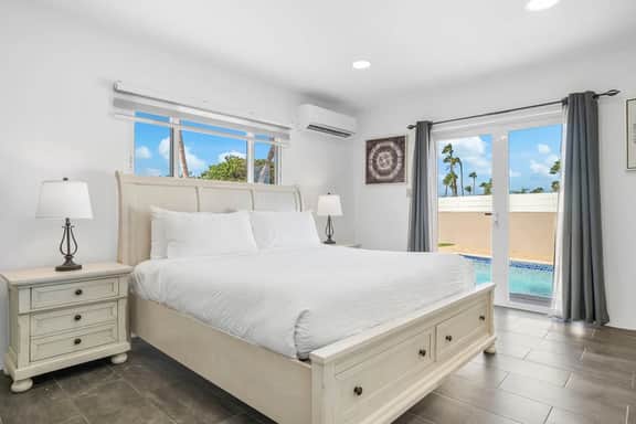 Modern 4BR Pool Villa, 3 Min to the Beach - Image 4
