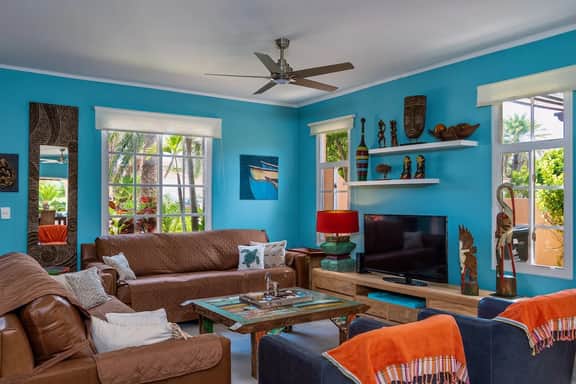 Caribbean Oasis - 3 spacious suites, private pool - Image 4
