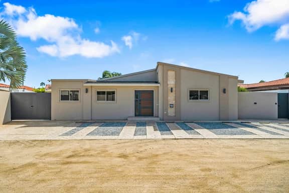 Modern 4BR Pool Villa w/ BBQ, 5 Min to the Beach - Image 5