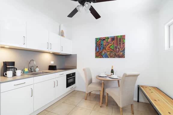 Cozy 1BR Condo w/ Pool & BBQ near Eagle Beach - Image 2