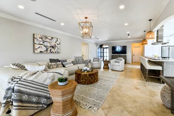 Designer 6BR Pool Villa in Gated Tierra del Sol - Image 2