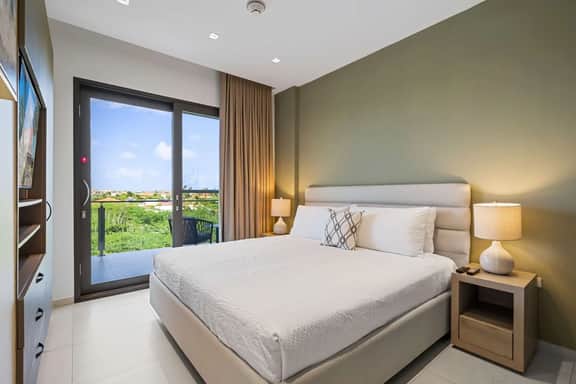 Aruba Haven: 2BR Condo w/ Balcony near Beaches - Image 4