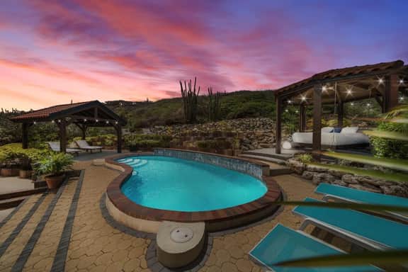 Aruba Private Pool Oasis: 5BR near Amazing Beaches - Image 5