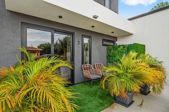 Modern 2BR Apt w/ Shared Pool, Sleeps 5, Aruba - Image 5