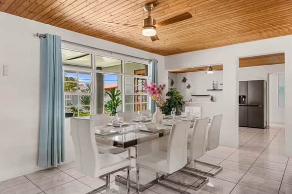 5BR Home w/ Private Pool, Walk to Mangel Halto - Image 3