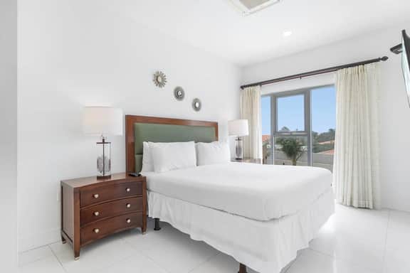 2BR Condo w/ Pool-View Balcony near Palm Beach - Image 4